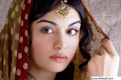 Beautiful Girls Wallpapers