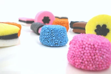 140 Candy HD Wallpapers