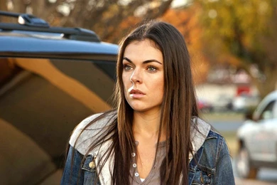 Serinda Swan Photo, Pics, Wallpapers   Photo