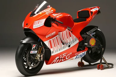View Of Ducati Sports Bike Wallpapers : Hd Car Wallpapers