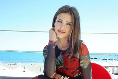 Jessica Alba Desktop Wallpapers Photos