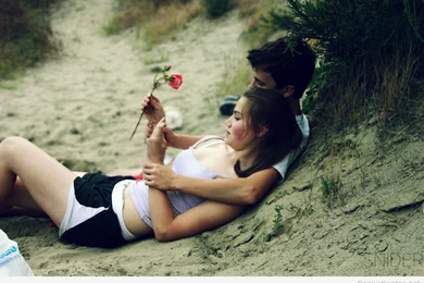 Cute romantic couples making love kissing hugging sad alone emotioanl wallpapers 1.jpg