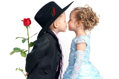 Baby Couple Hug Cute Wallpapers And Photos