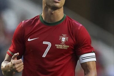 Cristiano Ronaldo 10 Beautiful Hairstyle New Images 2013