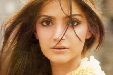 Sonam Kapoor Hot Photos