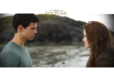 Free Wallpapers   Twilight New Moon Bella Swan (Kristen Stewart ...