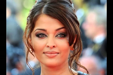 Aishwarya Rai Bachchan Latest HD Bollywood Actress Wallpapers Free ...