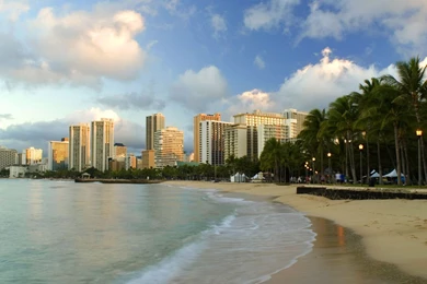 Waikiki Beach Desktop Wallpapers