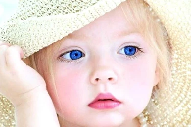 Baby girl blew eyes.jpg