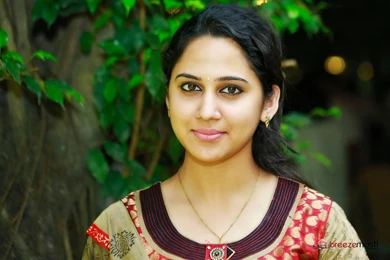 Mia George Malayalam Actress HD Wallpapers   Indian Actress ...