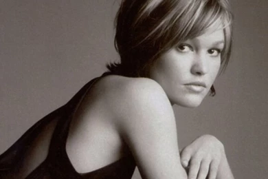 Julia Stiles   Julia Stiles Wallpapers (205927)   Fanpop