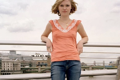 Julia Stiles   Julia Stiles Wallpapers (199807)   Fanpop