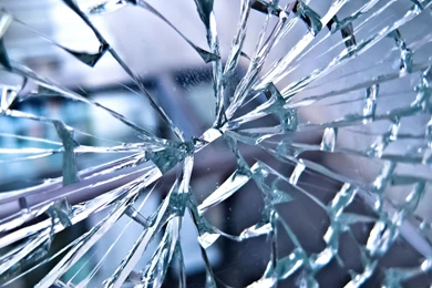 Broken Glass 1920x1200.jpg