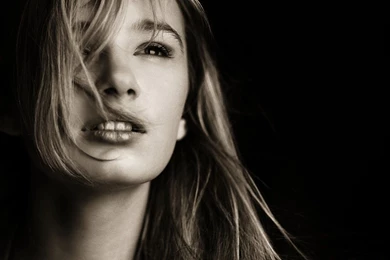 Download Women Black Wallpapers 1440x900