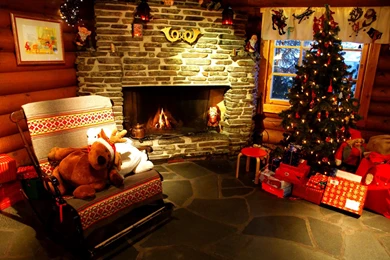 Holiday Tree Presents Fireplace Wallpapers