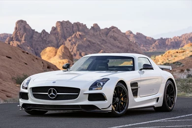 White Mercedes Benz SLS AMG Wallpapers