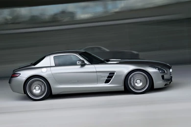 Mercedes Benz SLS AMG