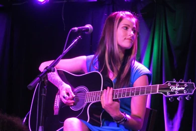 File:Cassadee Pope May 2013.jpg   Wikimedia Commons