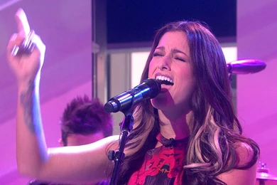 Voice' Winner Cassadee Pope Sings 'Wasting All These Tears ...