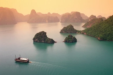 Ha Long Bay, Vietnam Wallpapers   Beach Wallpapers