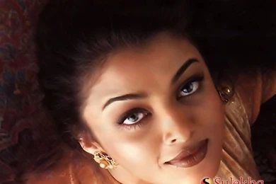 Aishwarya Rai Hindi Wallpaper, Aishwarya Rai Desktop Picture ...