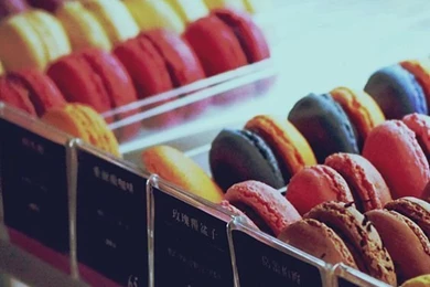 Macaron Wallpapers For iPhone And Android
