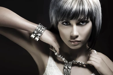 2560x1600px Glamour Fashion Girl