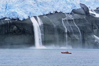Sport: Kayaker And Hanging Glaciers, Icy Bay, Alaska, Picture Nr ...