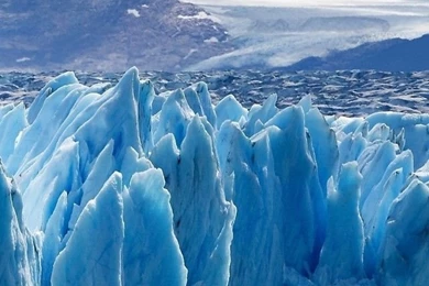 Download Sharp Glaciers Wallpapers For iPhone 4