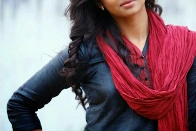 Telugu Movie 2015 Lion Actress Radhika Apte Latest Photos Stills ...