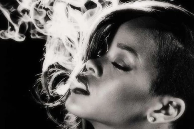 Rihanna: Pop Star Launches Weed Line 'MaRihanna'   Ghana News ...