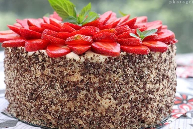 Chocolate Strawberry Cake   (