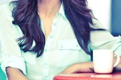 Deepika Padukone 640x1136.jpg
