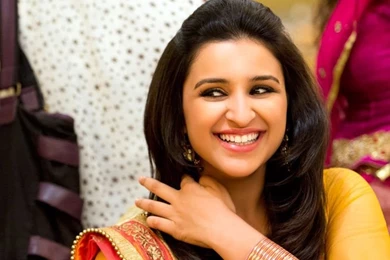 Gorgeous Parineeti Chopra Beautiful Smile Parineeti Chopra,new,hd ...
