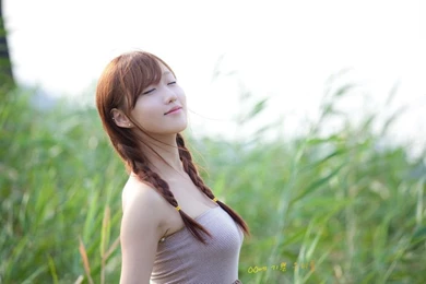 Download Women Models Wallpapers 1024x682