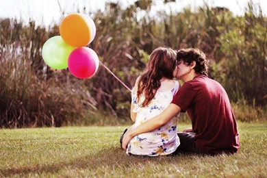 Kissing, Celebrations, Wallpapers, Wallpaper, Lovely, CoupleHD ...