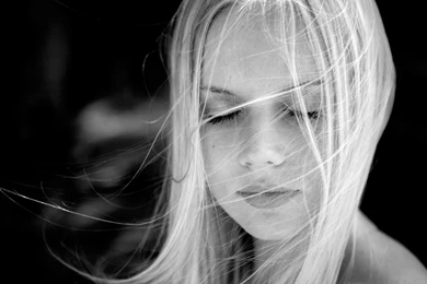 Download Wallpapers 3840x2400 Blonde, Girl, Nice, Black White ...