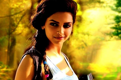 Download Free Deepika Padukone Classic Look