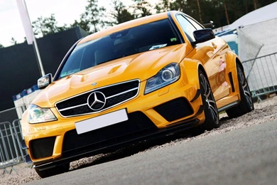 Mercedes Benz On HD Wallpaper Backgrounds. All Cars On Wallpapers ...