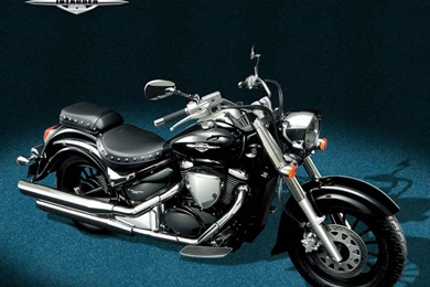 Suzuki Suzuki Intruder 400   Moto.ZombDrive.COM