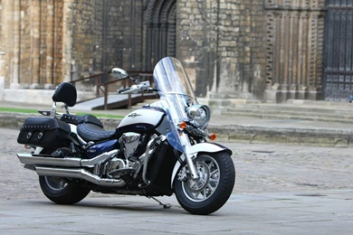 Motorcycles Desktop Wallpapers Suzuki Intruder C1800R   2008