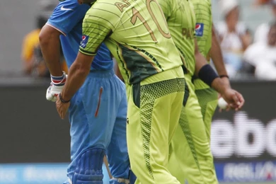 New Funny Images Of Cricket 10.jpg