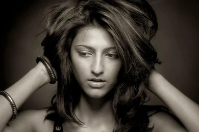 Shruti Hassan Dark HD Wallpapers   New HD Wallpapers