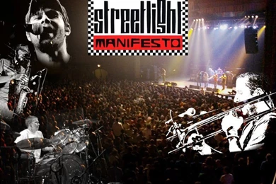 Browsing Wallpapers On DeviantArt