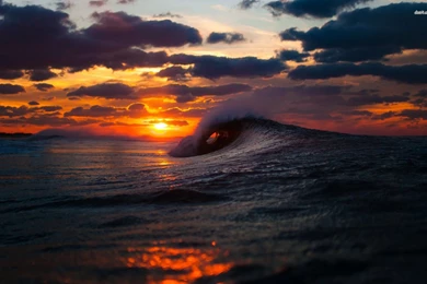 Foamy Waves In The Sunrise Wallpapers