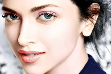 Deepika Padukone Face Wallpapers HD Of Bollywood Actress