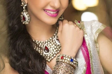 Actress Pooja Varma Wallpapers