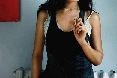 HD Wallpapers: Freida Pinto Wallpapers