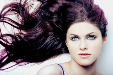 STARS WALLPAPER: Alexandra Daddario Wallpapers Free Download