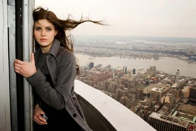 Hollywood Actress Wallpaper: Alexandra Daddario Wallpapers Free ...
